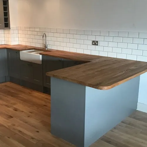 Stone Heat Ltd - Kitchen - Kitchen Installation - Kitchen Breakfast Bar - Loughton 