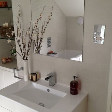 Stone Heat Ltd - Bathrooms - Mirror and Sink - Loughton 