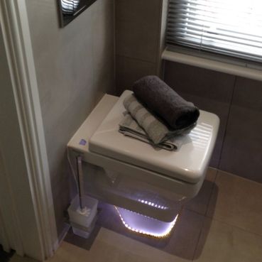 Stone Heat Ltd - Bathrooms - Toilet With Lights - Loughton 